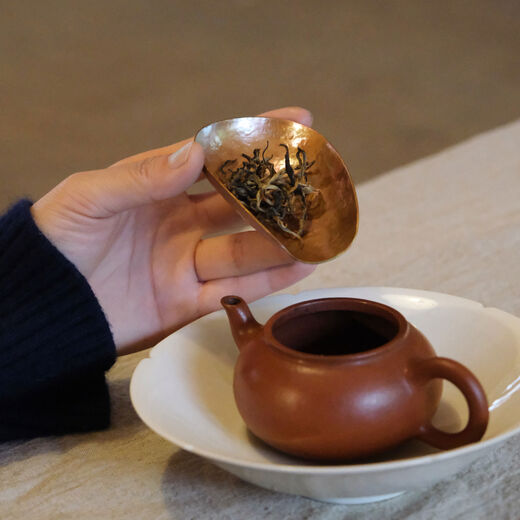 Sanqihu pure handmade copper mini tea spoon tea shovel teaspoon tea lotus six gentlemen retro Japanese style pure copper coffee beans mini tea tea spoon please be careful when photographing