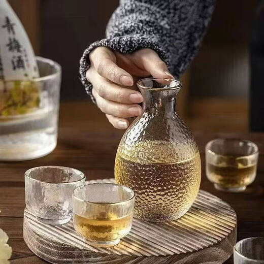 He Jiagong Japanese antique sake pot set glass rice wine warmer household white wine cup hammer pattern wine warming pot cylinder transparent style four cups in a pot + wine warming cylinder + free cork