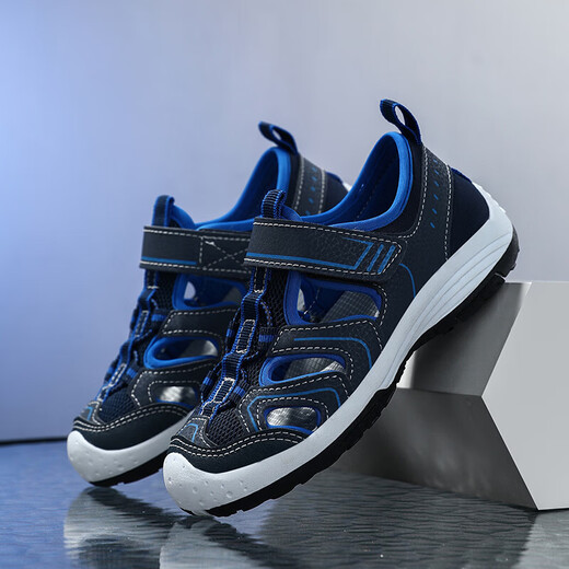 Baotou sandals 2025 summer new non-slip outdoor frame for boys wading sports beach sandals for older children fluorescent green 36