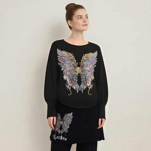 TCH knitted suit for women 26 years early spring model heavy industry wings hot diamond fashion versatile temperament gold style culottes two-piece set black S