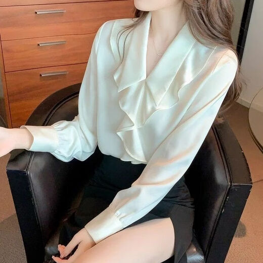 Playboy (PLAYBOY) ruffled V-neck chiffon shirt for women spring and autumn new French style bottoming shirt fashionable long-sleeved shirt top official flagship white S 78-90Jin Jin is equal to 0.5 kg