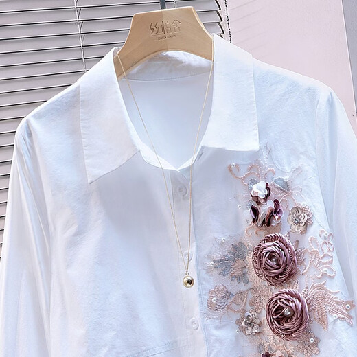 Cypress lapel three-dimensional flower long-sleeved shirt for women 2026 spring new fashion loose temperament shirt