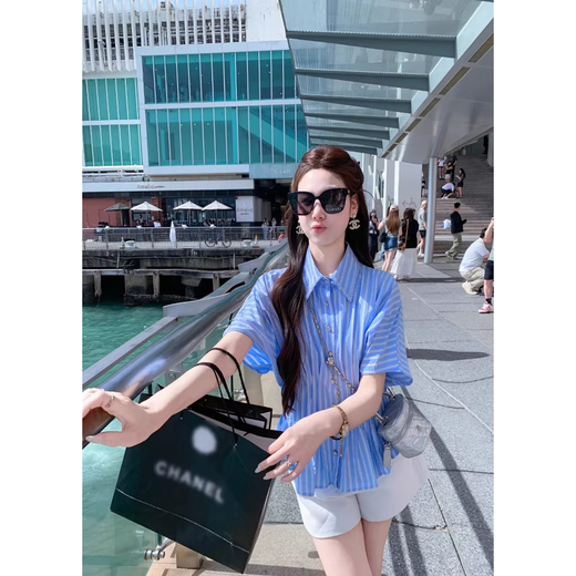 Fish Rabbit's rabbit waist slimming blue striped shirt women's design short-sleeved shirt temperament women's top blue M