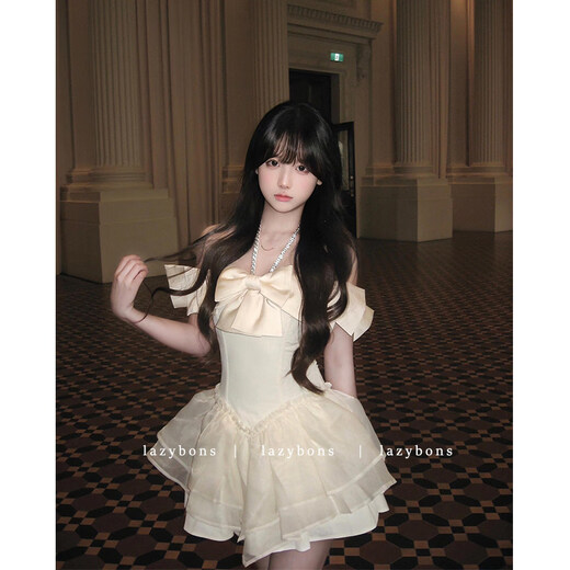 Xiaohongshu hanging neck dress girl's rich girl's birthday dress with bow and diamonds, apricot S