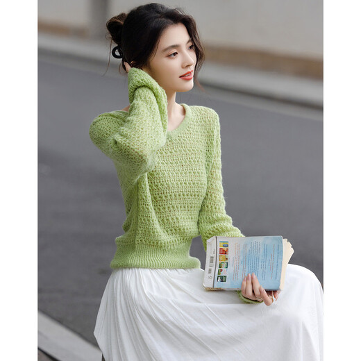 Demana Contains sheep wool, spring gentle style V-neck hollow sweater, girly short knitted sweater with hidden flesh, women's top