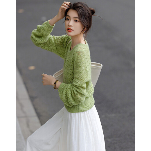 Demana Contains sheep wool, spring gentle style V-neck hollow sweater, girly short knitted sweater with hidden flesh, women's top