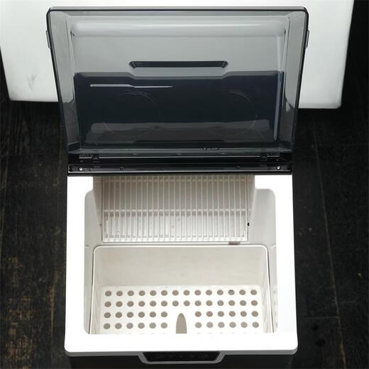 OEM Europe, America, Japan and Taiwan 110V220V fully automatic small refrigerator household round ice stainless steel new ice machine stainless steel box transparent front cover 14 round icicles British regulations