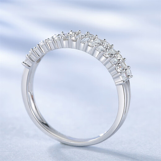 Happy diamond platinum diamond ring for women, ladder square diamond inlaid diamond ring, versatile and exquisite row of rings for girlfriend’s birthday gift, platinum total 46 points