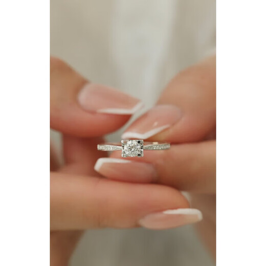 AVHE platinum set with artificially cultivated diamonds, D color bull head micro-set small diamond ring, platinum gift box, wedding gift, Chinese Valentine's Day, platinum, bull head micro setting + 20 points D color cultivated diamonds