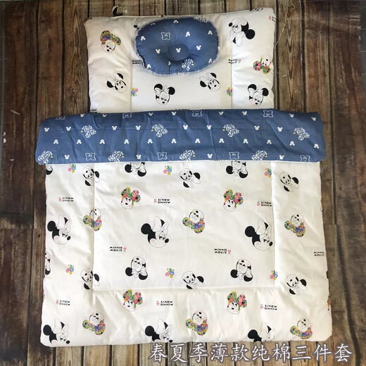 Disney brand newborn baby pure cotton quilt, mattress and pillow three-piece set for spring, autumn and winter, soft quilt and bedding, Mickey AB fully washed silk cotton three-piece set 100*100--55*100