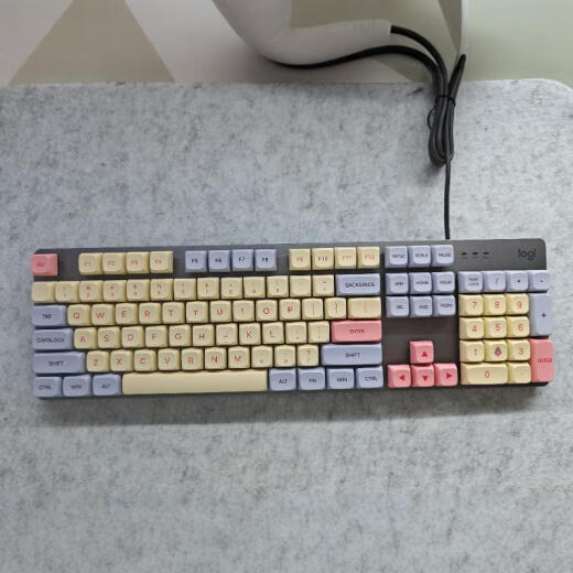 罗技（Logitech）原装罗技k845 k835有线机械键盘青红茶轴白色背光电脑办公游戏 k845 9新左右白色键帽