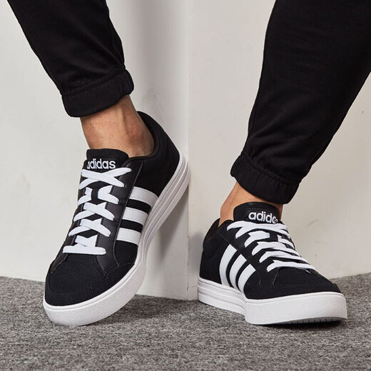 
Adidas new men's shoes for men's shoes for summer comfortable and breathable campus sports shoes fashionable three-stripe board shoes casual AW3890 black canvas shoes 40