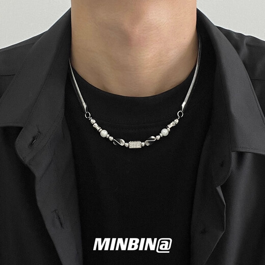 Muqian Men's Necklace Titanium Steel Snake Bone Chain Necklace Men's Snake Bone Chain Men's High-end Clavicle Chain Handsome Jewelry Luxurious Snake Bone Chain Bead Square Diamond Style