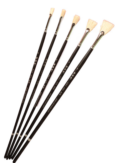 
Beijing Xiedetang Boar Bristle Fan Pen Fishtail Fan Brush 656 Pig Hair Oil Brush 686 Pig Bristle Pig Pen 646 Color Painting Brush 880 Acrylic Art Cave Water Chalk 646 Fan Shape (6 packs)