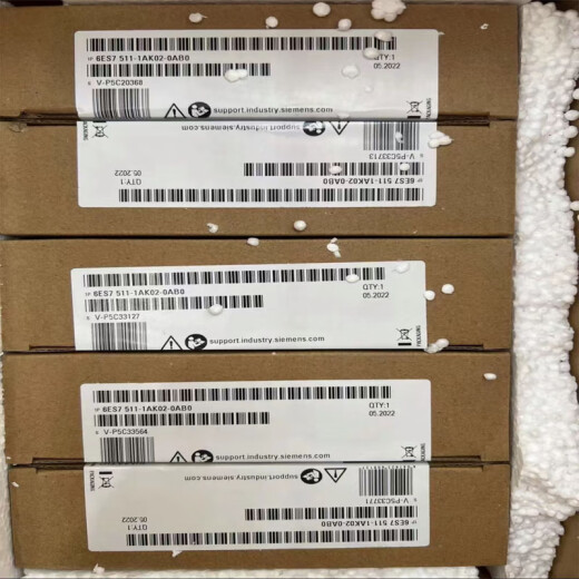 1500PLC CPU模块1518-4/1517-3/1516-3/1511-1/1513-1 6ES7518-4AP00-0AB0CPU15