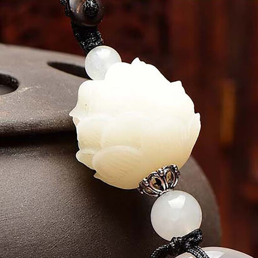 Hua Xie Bodhi Lotus High-end Car Key Chain Jade Agate Lanyard Buckle Creative Handmade Peaceful Buckle Pendant Jewelry