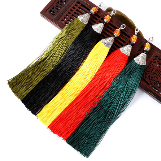 Hand-woven car hanging accessories, tassel handles, ropes, tassels, gourds, matching lanyards, tassels, red Chinese knot, pineapple knot, red