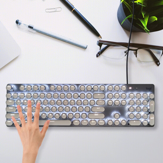 罗技（Logitech） K845 有线机械办公键盘 游戏电竞 朋克复古键盘外设电脑笔记本节日礼物 diy个性键帽 K845(青轴)+经典朋克键帽-白