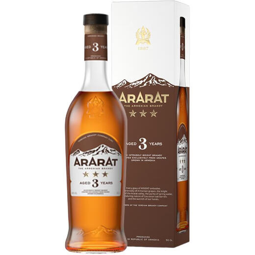 阿拉拉特（ARARAT）新装3年 原瓶进口 亚美尼亚 白兰地 3星 洋酒 送礼佳品 700mL 1瓶