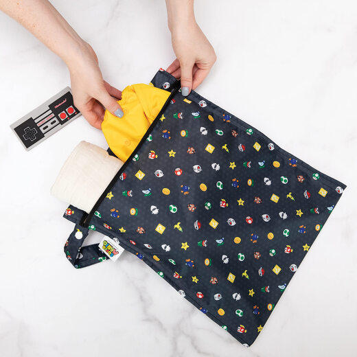 Bumkins Waterproof Wet Storage Bag Polyester Single Strap Baby Diaper and Swimsuit Storage Portable Hook Style Navy and Multicolor