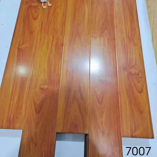 
Jiangxijie laminated wood flooring 10mm environmentally friendly wear-resistant waterproof wax sealing manufacturer direct sales mall home living room and bedroom 15906