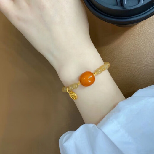 Shixi Beeswax Beaded Bracelet Women's Light Luxury Niche Exquisite 2024 New New Chinese Style Summer Retro Best Friend Amber Pine Forest Beeswax Women's Model (Suitable for 16-17cm Hands