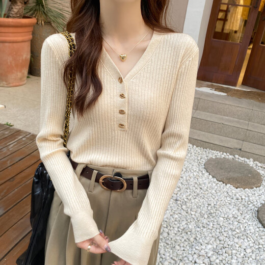 Yu Zhaolin (YUZHAOLIN) women's bottoming shirt with small fragrance style spring and autumn 2025 new v-neck sweater soft waxy sweater long-sleeved early spring top