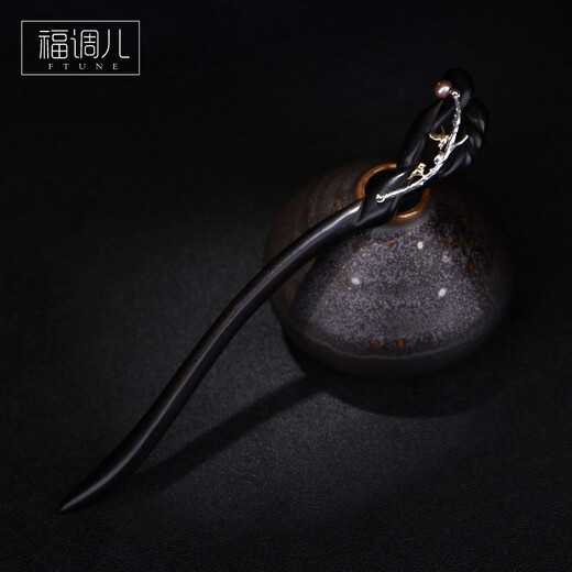 Fu Tiaoer's handmade silver magpie climbing the plum branch design is a happy hairpin for women in ancient style Hanfu niche hairpin Valentine's Day gift 1