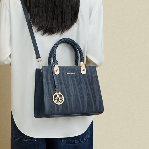 Red Dragonfly (RED DRAGONFLY) women's bag light luxury first-layer cowhide shoulder handbag as a Valentine's Day, New Year's and birthday gift for mom