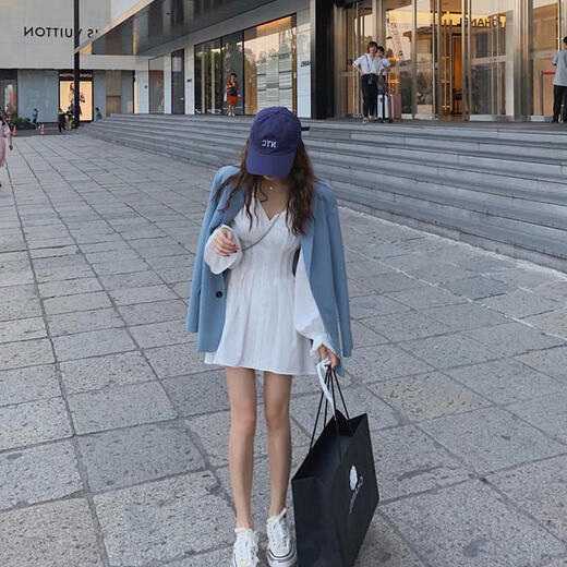 Xiwu französische sanfte stile Datum kleiner weißer Rock Frühjahr Neue Luxus luxuriöser Socialite Erste Liebe Langarmes Kleid weißes Kleid Eins Größe S 95-108jin [Jin ist gleich 0,5 kg]