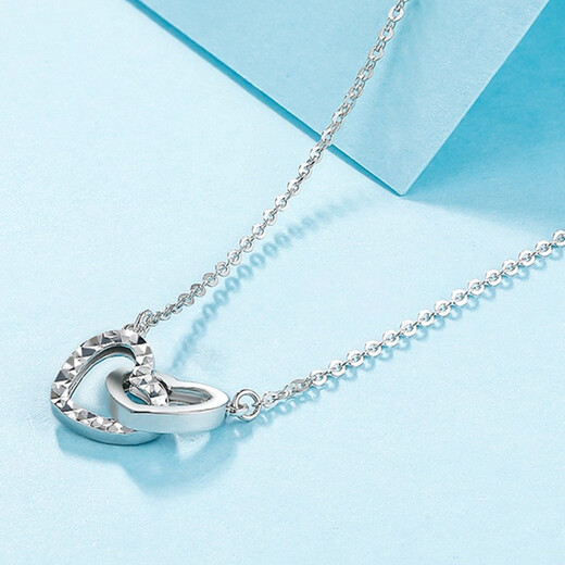 Jamie PT950 platinum double heart-shaped necklace pt950 platinum heart-to-heart chain set as a gift for your girlfriend - PT950 platinum chain set is about 3.6 grams