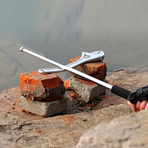 Savage Valley mold steel, solid dog-fighting stick, anti-dog stick, self-defense weapon, legal portable retractable stick, security, Hummer reinforced 26-inch black, extends 65CM, can break bricks