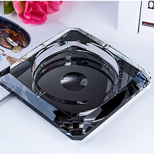 Jingbufan Crystal Glass Glass Ashtray Fashion Creative Perlonmentized Gif
