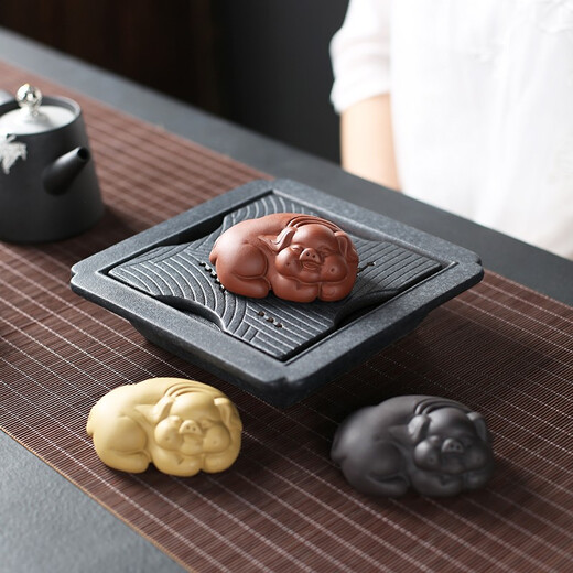 Yuxuan purple sand tea pet ornaments blessed pig handmade can raise tea and play tea art piglet fortune tea tray tea worm tea with blessed pig-red mud