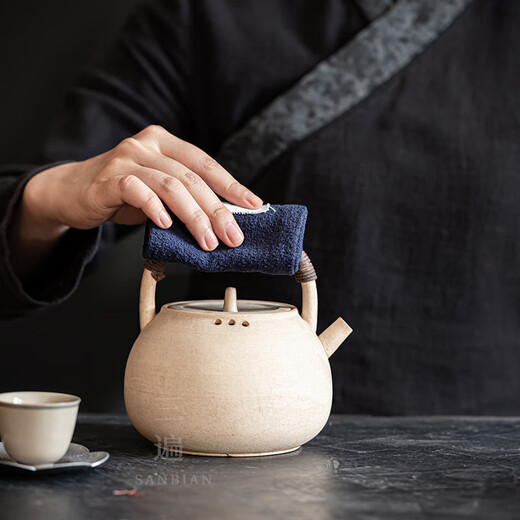 Three times Three times Chinese style cotton and linen thickened absorbent tea towel hand-stitched with simple Zen style ancient style tea cloth pad dry bubble pad tea towel plain table tea towel-wait slowly (dark blue)