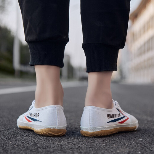 Huili-Schuhe für Sportuntersuchung der Schüler Untersuchung von Leichtschuhen niedriger Top nicht rutschfestes Soft Sohle Mittelschule Aufnahmeprüfung Schuhschuhe Jogging Schuhe Kampfsportschuhe Stehen Weitsprungschuhe weiß 42 Größe ist zu groß/Bedürfnis, eine Größe klein zu bekommen