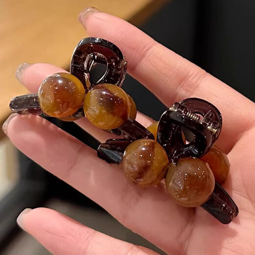 Tang Funi Amber Cherry Small Clip Women's 2024 New Hairpin Princess Head Bangs Clip Broken Hair Clip Shark Clip Hair Accessory Amber Ball Small Clip Pair