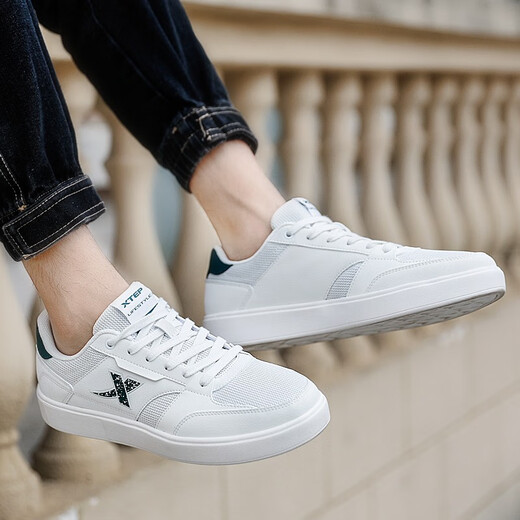 XTEP (XTEP) couple shoes men and women casual shoes summer trendy breathable lightweight wear-resistant non-slip skateboard shoes sports running shoes Mi-green-men's 7027 40