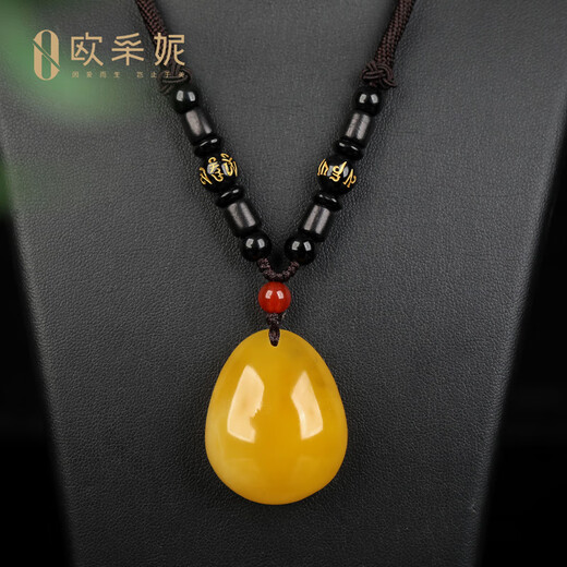 OUCERNY beeswax pendant natural gold twisted honey water drop chicken fat yellow string pendant sweater chain men and women Baltic 5-6g random delivery contact customer service to choose the matching rope