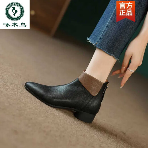 Spechtleder -Leder dicke Absatzstiefel für Frauen 2025 Neue Frühlings- und Herbst -Single -Stiefel modische Martin -Stiefel britische Styme Soft Soft Weiches Gesicht kleiner Nacktstiefel aus Weiß 36