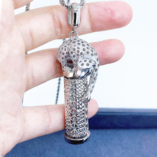 Heye Jewelry Pt950 platinum pendant Leopard rotating cylinder car flower shiny high-end model Men's platinum men's model Single pendant with leather cord 27.8 grams column width 18mm leopard width 22mm buckle height 68mm