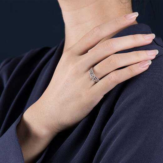 Pt.Charm platinum ring PT950 geometric V-shaped living ring female personality trendy cool sparkling letters female luxury tail ring customized 2.7 grams more refund less replenishment please contact customer service for details