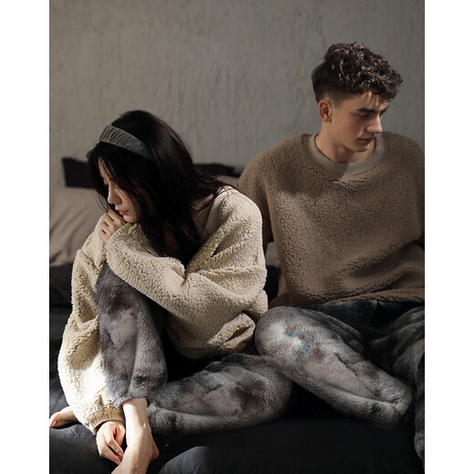 Couple pajamas in the same language, autumn and winter thickened coral velvet, warm and velvet, can be worn outside, men's and women's home clothes, winter gifts, women's R1528 M 160 women