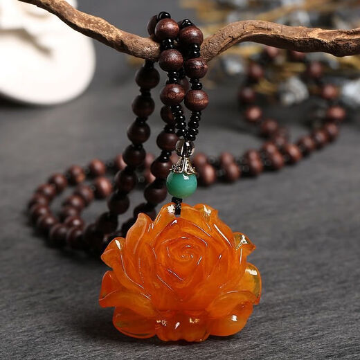 Fat Donglai same style beeswax pendant old color water drop long men and women ethnic style amber necklace chicken oil yellow square brand sweater old material beeswax water drop pendant