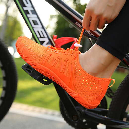 Leopard Trace (BAOJEE) new large size wading shoes for men, quick-drying, non-slip, river-trapping shoes, thick-soled breathable five-finger shoes, women's indoor fitness shoes, soft soles 528 green 35