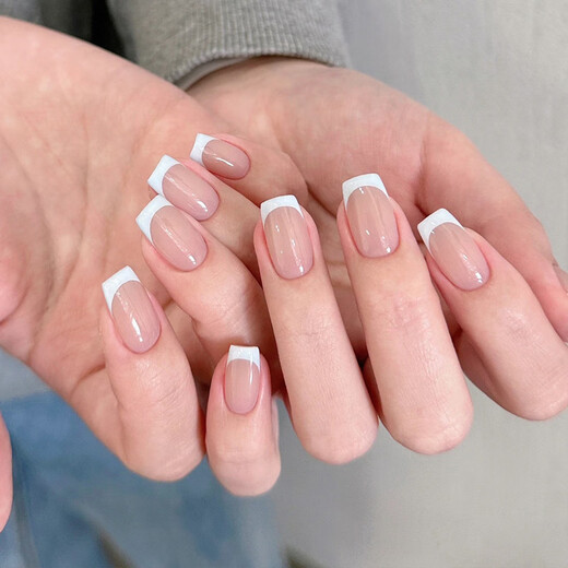 Amour rafraîchissant, automne et hiver, le papillon bleu porte une armure, un clignotement, une couleur nue, un ongle court, un patch à ongles en diamant cassé, de faux ongles peuvent être détachés par 653 1 pièce 1 pièce par 1653 Photothérapie Style de colle
