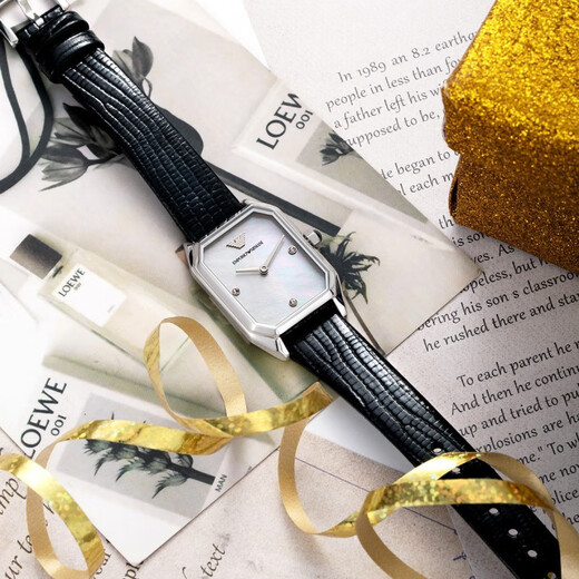 
Emporio Armani watch women's fashion European and American watch belt square couple watch Valentine's Day birthday gift AR11148