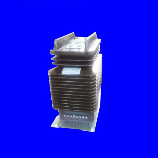 LZZBJ9-35KV current transformer 35KV high voltage complete cabinet LZZBJ9-40.5 pouring type 0.2S