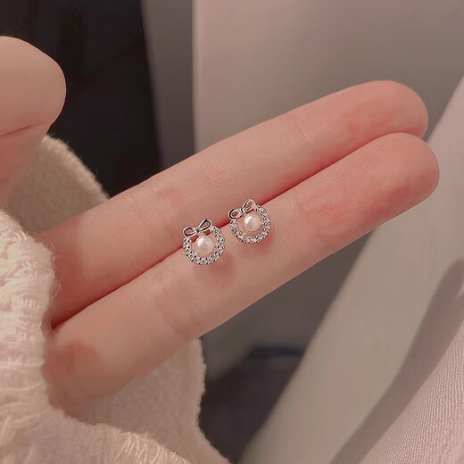 Qi Xiaomi s925 sterling silver bow pearl earrings for women 2025 new popular earrings niche light luxury high-end earrings a pair of bow pearl earrings s925 silver