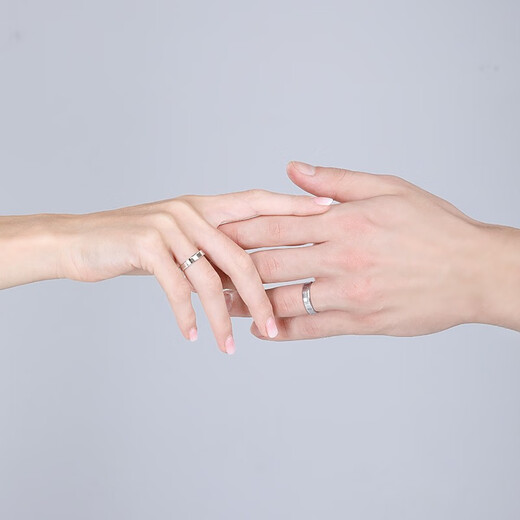 Luxury pearls in stock sparkling Chi pt950 platinum pair ring couple model plain ring platinum men's wedding ring female No. 10 4.59g